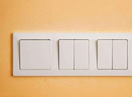 家裝強電和弱電的區別是什么？電路布線應當注意哪些原則？